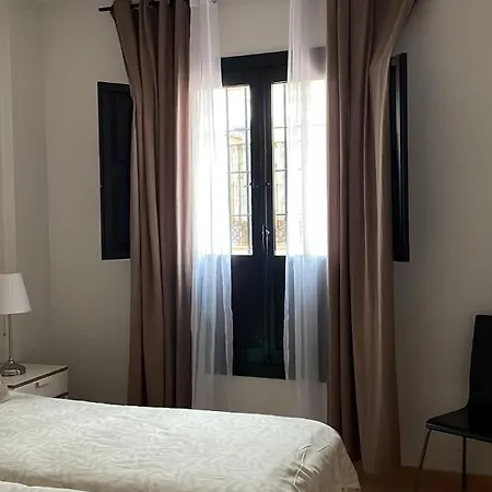 Velez Nazari 2